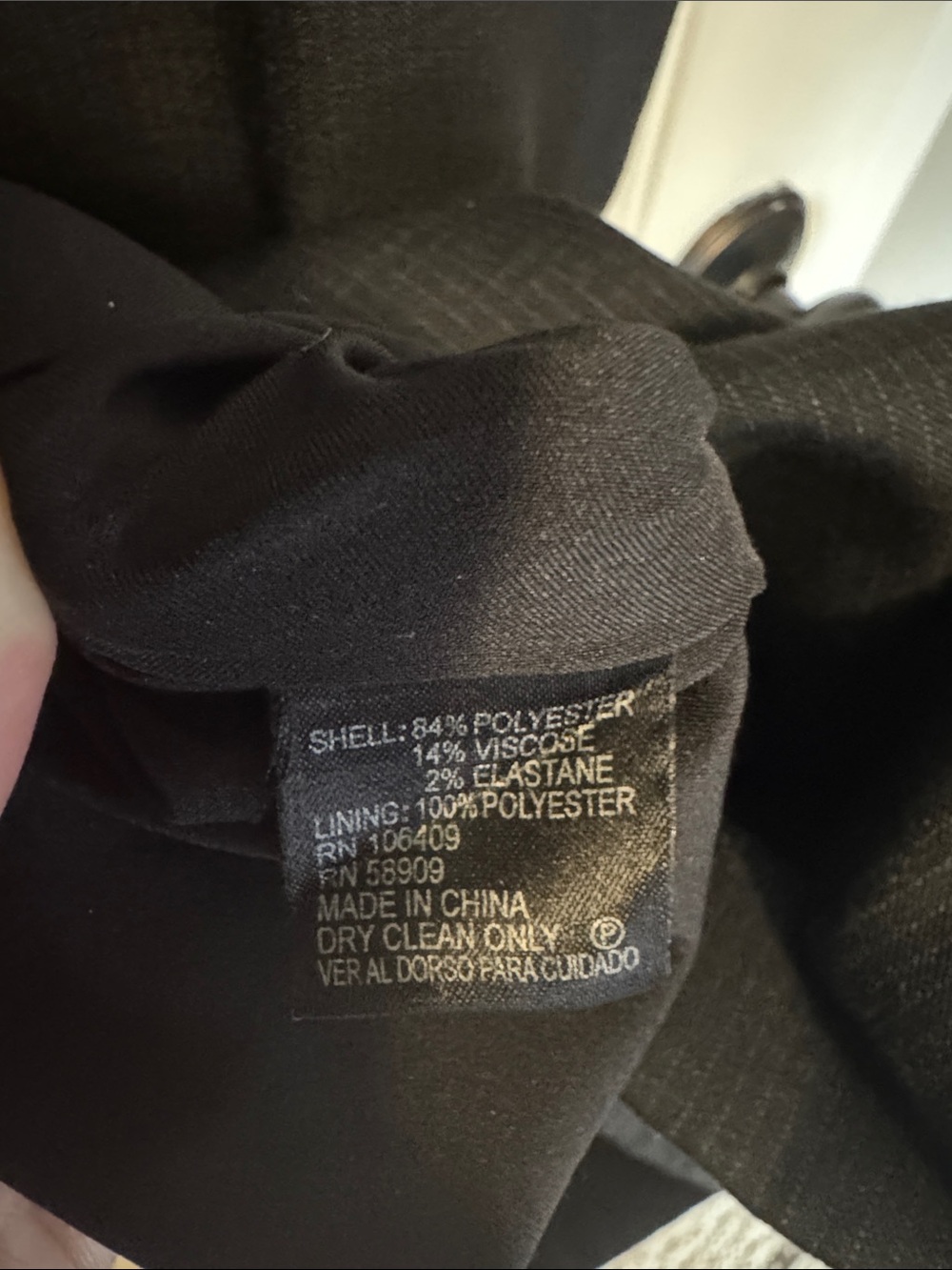 ANTONIO MELANI Black Cap-Sleeve Sheath Dress - Picture 7 of 7